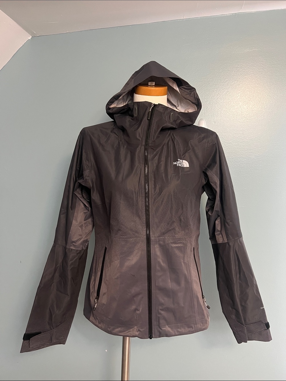 The North Face Women's Grey Hooded Rain Jacket Sz Medium